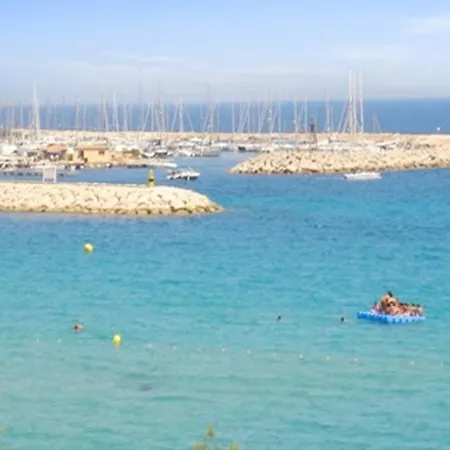 apartment Avenue Du General Bouvet Lägenhet Le Lavandou